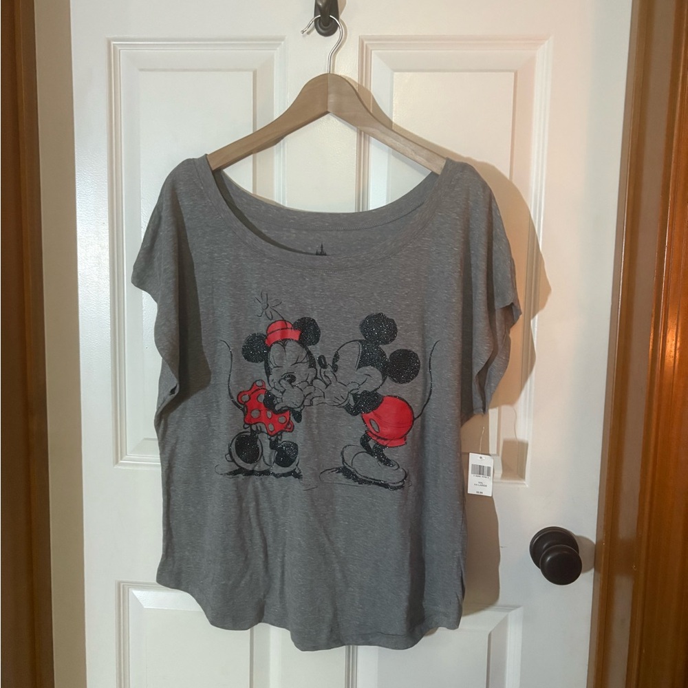 NWT Mickey & Minnie Top XXL